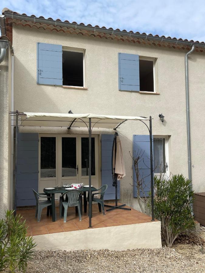 Chez Laura Pres Du Pont D'Arc Villa Салава Екстериор снимка